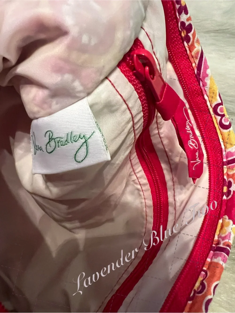 VERA BRADLEY Raspberry Fizz 2008 Bow Tie Cosmetic Case Lined Travel Red Pink Y2K